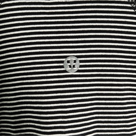 Lululemon Surge Warm Half Zip Mens Large Mini Pop Black White Stripe Tech Shirt - Picture 12 of 16